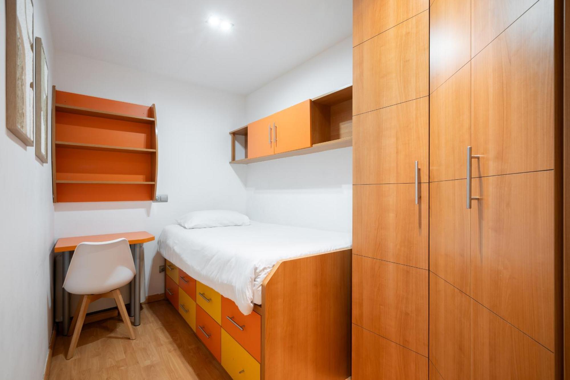 Apartamento En Plaza De Espana Alquiler Temporal Мадрид Екстер'єр фото